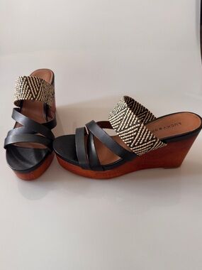 Lucky Brand Black woven boho wedge sandal